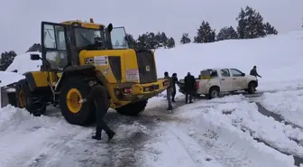 Kahramanmaraş'ta Kar Yağışı Nedeniyle Kırsal Mahallelere Ulaşım Kapandı