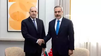 Hakan Fidan, Münih'te Bulgaristan Cumhurbaşkanı Radev ile Görüştü