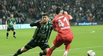 Kocaelispor, Ahlatcı Çorum FK'yı 2-0 Geçti