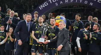 Fenerbahçe Beko, Türkiye Kupası'nı Kazandı