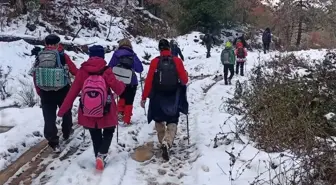 Mudanya Yürüyüş Grubu, Doğada Yeni Yıl Yürüyüşüne Başladı