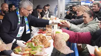 Ümraniye 10. Hamsi ve Kültür Festivali'nde 10 ton hamsi ikram edildi