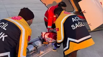 Van'da 5 Yaşındaki Çocuk Ambulans Helikopterle Hastaneye Sevk Edildi