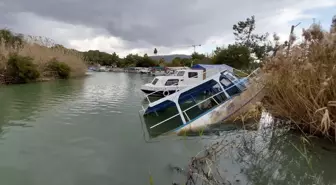 Muğla'da Fırtına Balıkçı Teknesini Batırdı