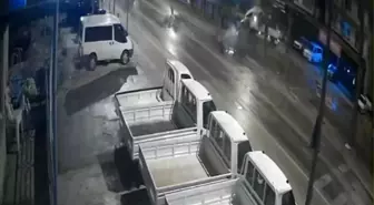 Antalya'da Tur Minibüsü Kaza Yaptı: 2 Yaralı