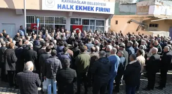 Kayabağlar Beldesinde Halk Ekmek Fırını ve Taziye Evi Hizmete Açıldı