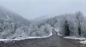 Karabük'te Sağanak ve Kar Yağışı Etkili Oluyor