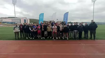 Düzce'de Okul Sporları Atletizm Gençler Müsabakaları Tamamlandı