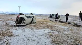 Bitlis'te Şarampole Yuvarlanan Araçta 5 Kişi Yaralandı