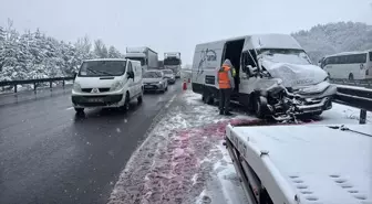 Anadolu Otoyolu'nda 6 Araçla Kaza: 1 Yaralı