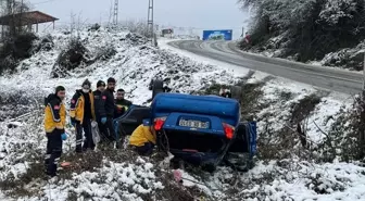 Samsun'da Otomobil Devrildi: 3 Yaralı