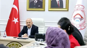 Adıyaman Valisi Osman Varol, İş Arayanlarla Buluştu