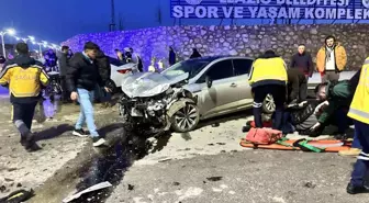 Elazığ'da Trafik Kazası: 3 Yaralı