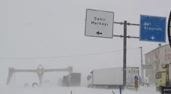 Bingöl-Erzurum Kara Yolunda Yoğun Kar Nedeniyle Tır Geçişleri Yasaklandı