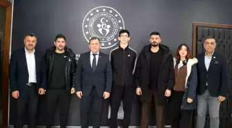 Başarılı Sporcular Kayseri Gençlik ve Spor İl Müdürü'nü Ziyaret Etti