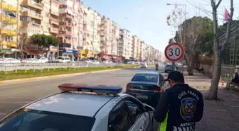 Antalya'da Trafik Denetimlerinde 16 Bin Sürücüye Ceza