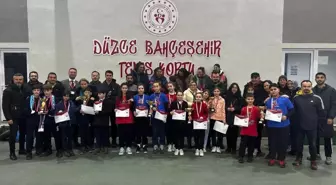 Düzce'de Küçükler Tenis Müsabakaları Sonuçlandı