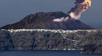 Santorini'deki volkan aktif hale geldi! Yunan uzman beklenilen iki senaryoyu açıkladı