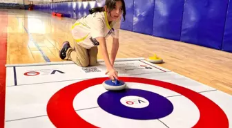 Hakkari'de İlk Floor Curling Müsabakaları Düzenlendi