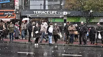 İstanbul'da Kar Yağışı Devam Ediyor