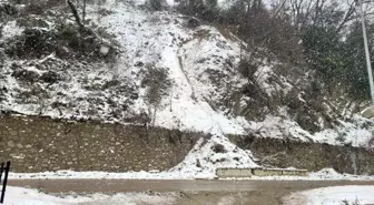 Kastamonu'nun İnebolu ilçesinde heyelan: 3 bina tahliye edildi