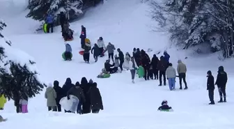 Abant Gölü Milli Parkı'na Tatilci Akını