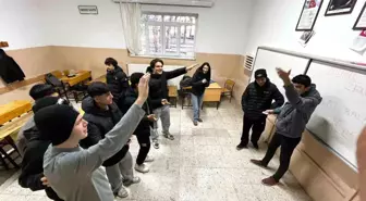 Aydın Lisesi'nde Dilin Zenginlikleri Projesi: Atasözleri ve Deyimler Etkinliği