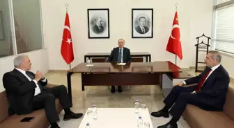 Cumhurbaşkanı Erdoğan, Eski Yunanistan Dışişleri Bakanı Avramopoulos'u Kabul Etti