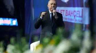 Cumhurbaşkanı Erdoğan: 'Vatandaşlarımız muhalefetin içler acısı halini gördükçe yönünü bize dönüyor'