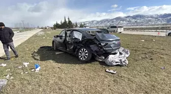 Tokat'taki trafik kazasında 9 yaşındaki çocuk hayatını kaybetti