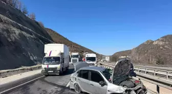 Bilecik'te Trafik Kazası: 3 Yaralı