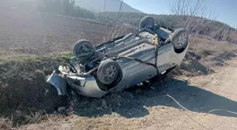 Burdur'da Devri Devri Araç Kazasında Üç Yaralı