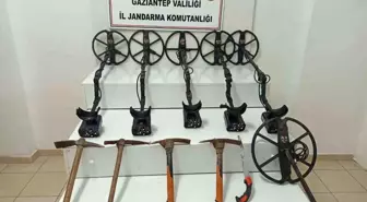 Gaziantep'te Define Kazısı Yapan 5 Kişi Suçüstü Yakalandı