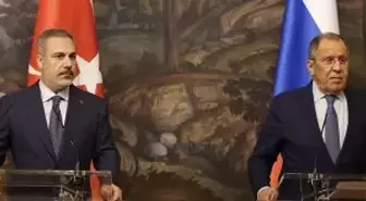 Sergey Lavrov Ankara'da! Rusya savaşın bitmesi için şartını açıkladı