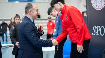 U17 Türkiye Grup Müsabakalarında İlk Madalyalar Sahiplerini Buldu