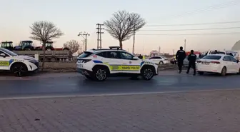 Konya'da traktör yüklü tır, polis aracı ile çarpıştı: Bir polis şehit oldu