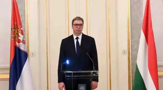 Sırbistan Cumhurbaşkanı Vucic, BM Oylamasında Verilen Oyu Hata Olarak Değerlendirip Özür Diledi