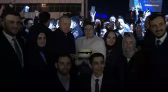 Cumhurbaşkanı Erdoğan'a gençlerden doğum günü sürprizi