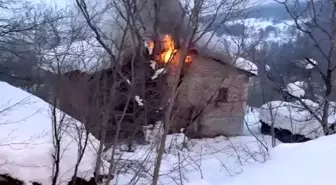 Kastamonu'da Kar Sebebiyle Yangın Çıktı