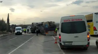 Adıyaman'da Tır ve Vinç Çarpıştı: 2 Yaralı