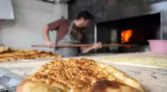 Bayburt'ta Ramazan Pidesi Fiyatları Belirlendi