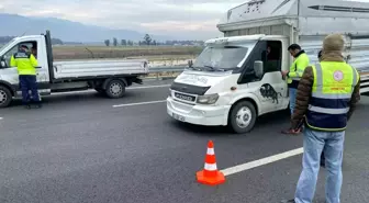 Kuşadası'nda Canlı Hayvan Taşıyan Araçlara Denetim