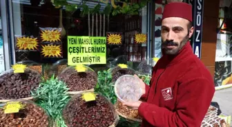 Elazığ Kapalı Çarşısı'nda Ramazan Hurması Yoğun İlgi Görüyor