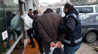 Samsun'da Usulsüz Sağlık Raporu Operasyonu: 1 Doktor ve 2 Kişiye Ev Hapsi