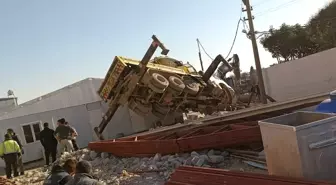 Adıyaman'da Vinç Devrildi, 1 Yaralı