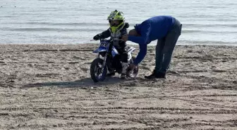 Minik Motocross Tutkunu Deniz, Antrenmanlarına Devam Ediyor