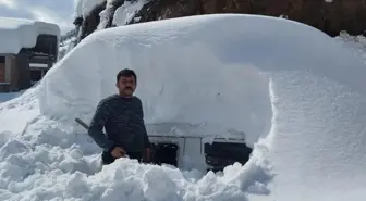 Karın esir aldığı ilimiz! Elinde kürekle saatlerce park ettiği arabasını aradı