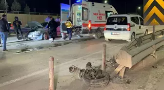 Adıyaman'da Otomobil Kazası: 2 Yaralı