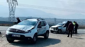 Manisa'da Trafik Kazası: 6 Yaralı