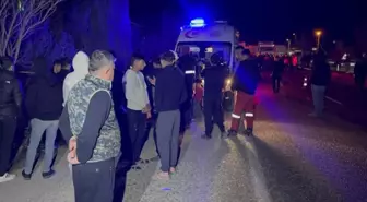 Adıyaman'da ölümlü kaza! Köylüler yolu trafiğe kapattı